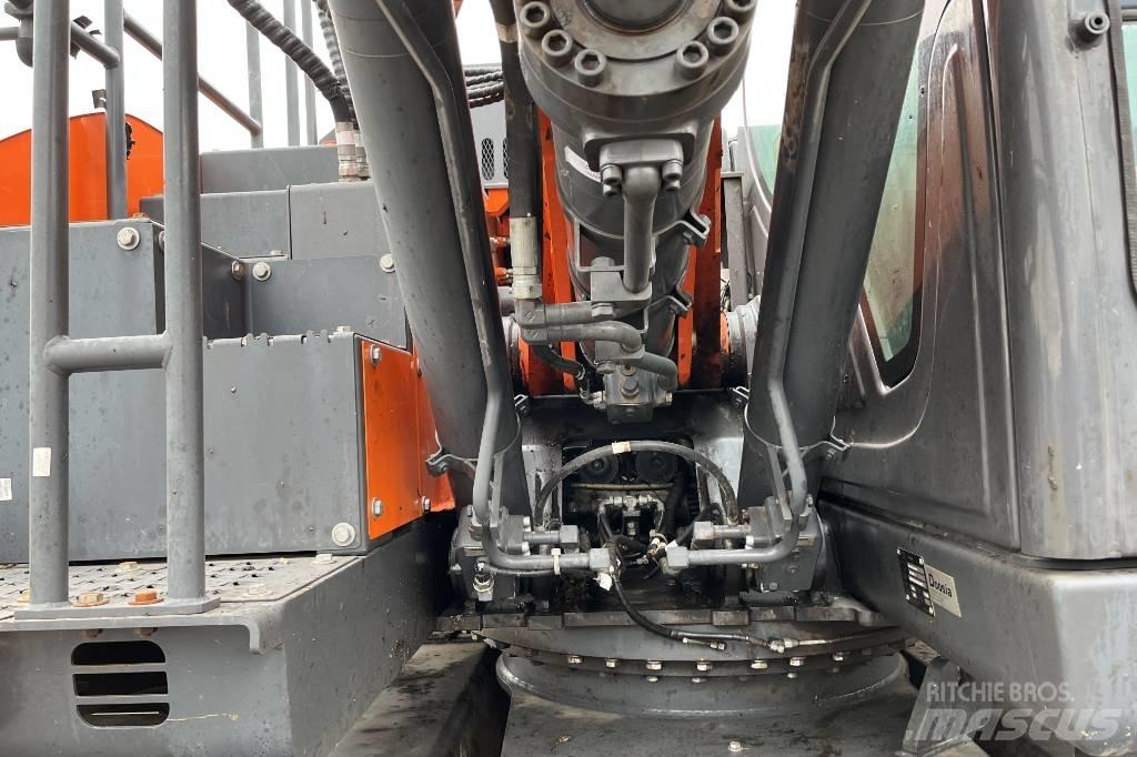 Doosan DX 165 W-5 Ratasekskavaatorid