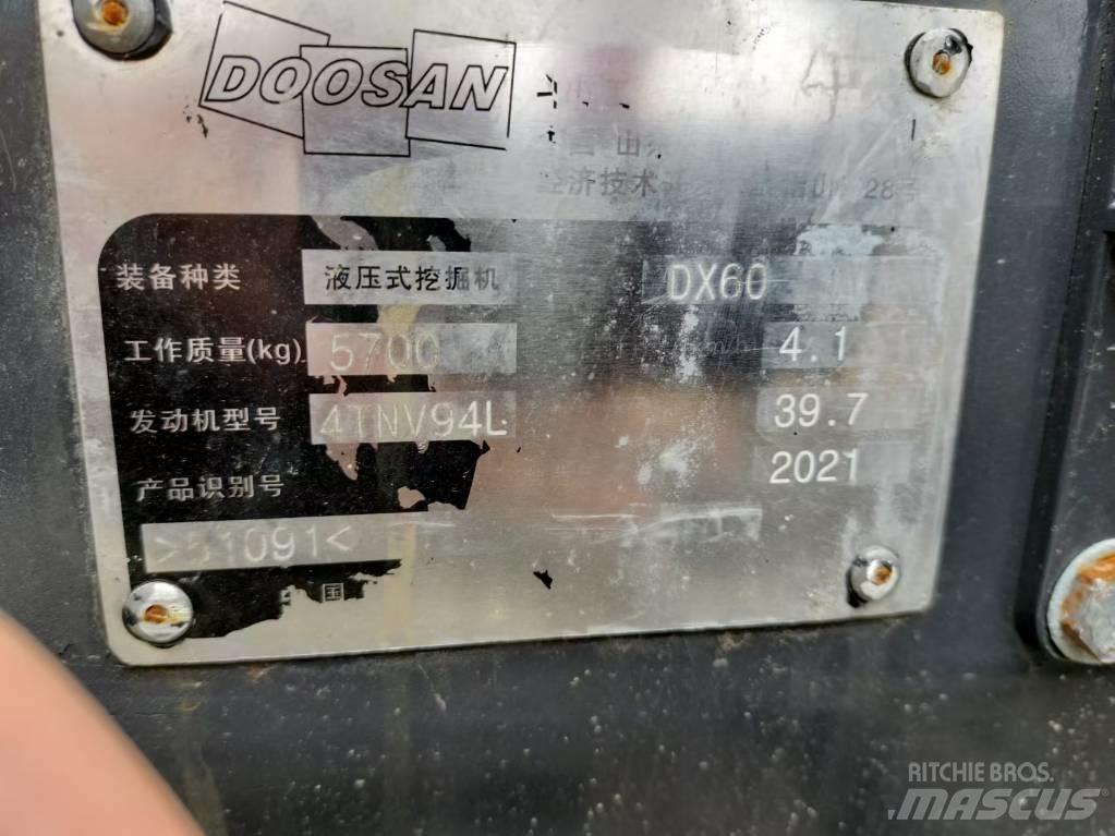 Doosan DX 60 Miniekskavaatorid < 7 t