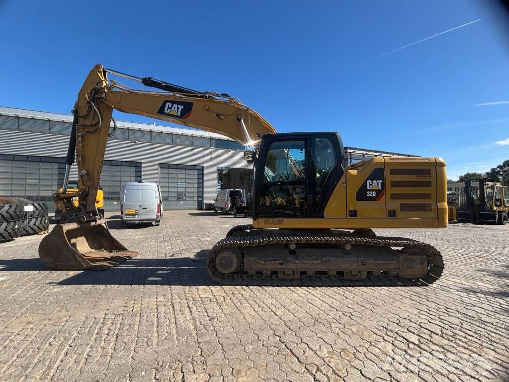 CAT 320 Roomikekskavaatorid