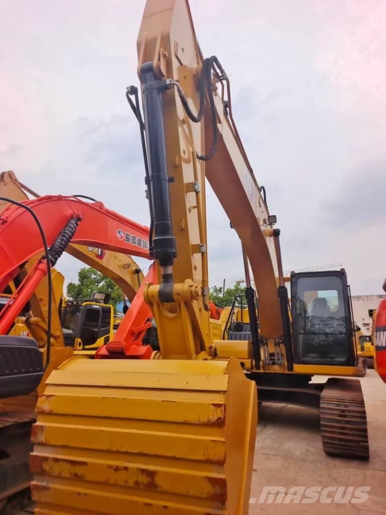 CAT 323 GC Roomikekskavaatorid