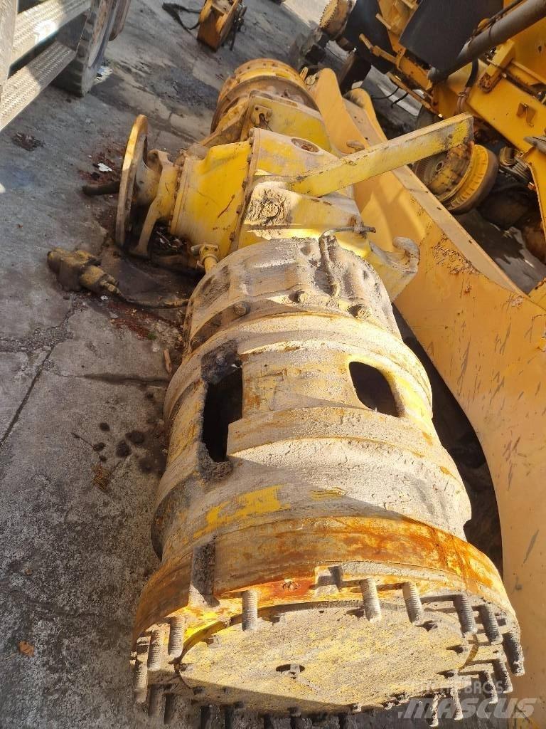 Komatsu KWA 055HD-4 Sillad