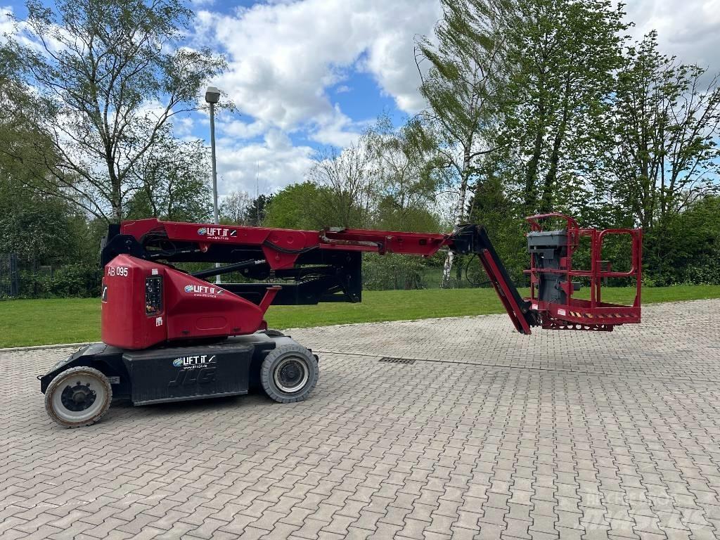 JLG E 400 AJPN Iseliikuvad poomtõstukid
