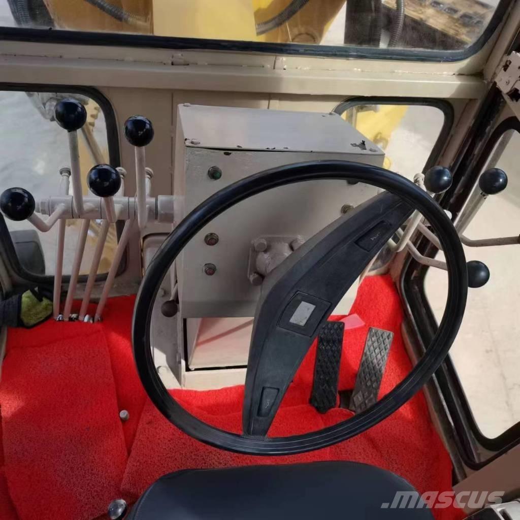 CAT 140k Greiderid