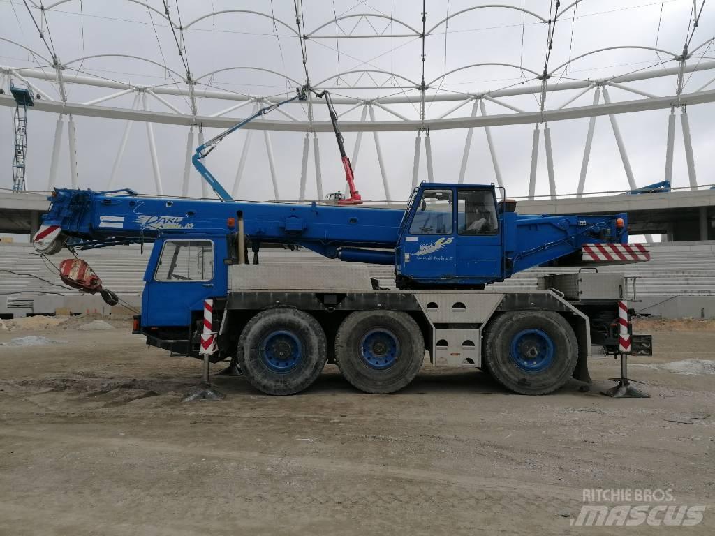 Liebherr LTM 1035 Maastikutõstukid