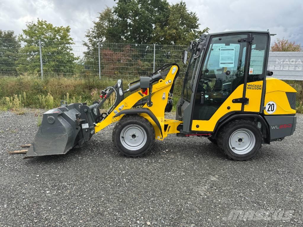 Wacker Neuson WL 250 Rataslaadurid