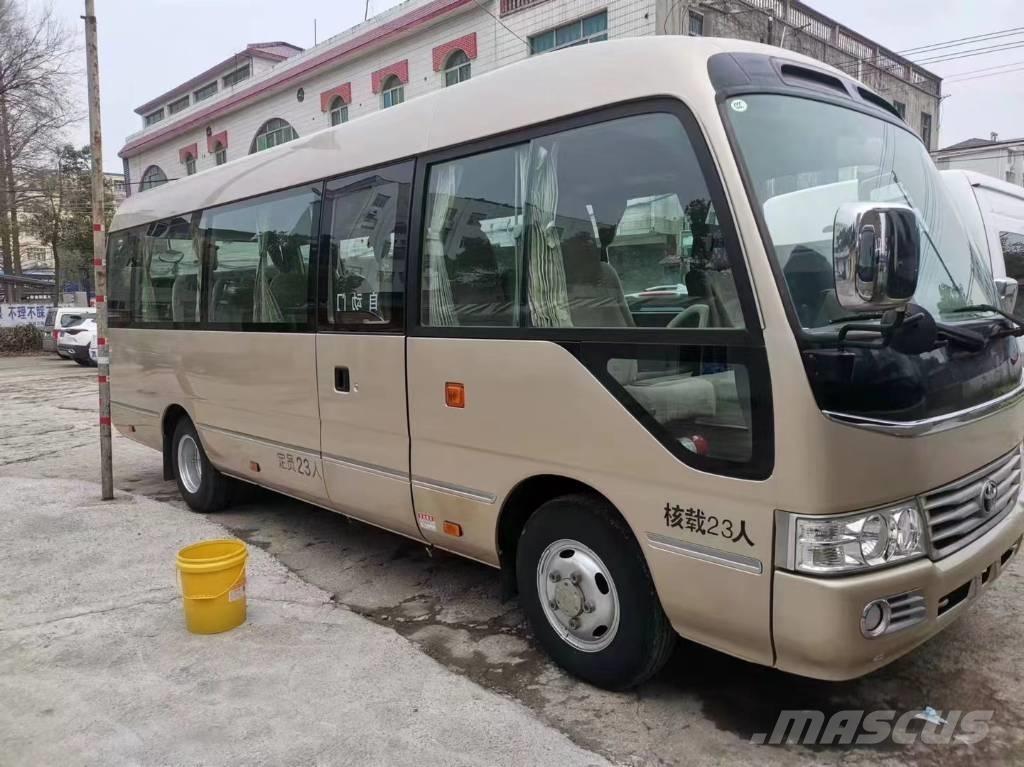 Toyota Coaster Bus Väikebussid