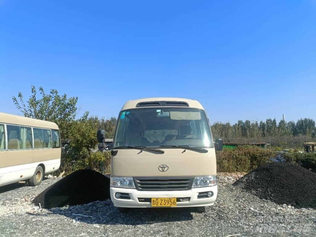 Toyota Coaster Bus Väikebussid