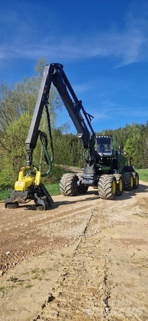 John Deere 1270 G Harvesterid