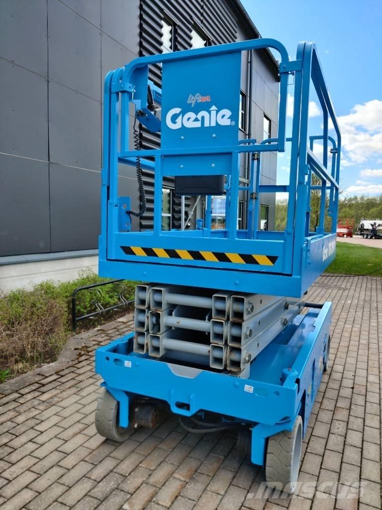 Genie GS 2646 Vertikaalsed mast tõstukid