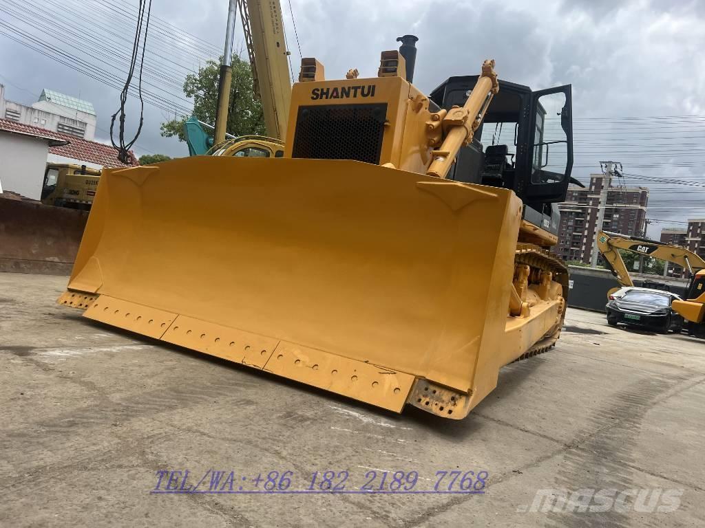 Shantui SD 32 Buldooserid