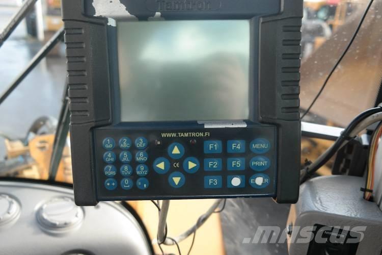 Volvo L220G Rataslaadurid