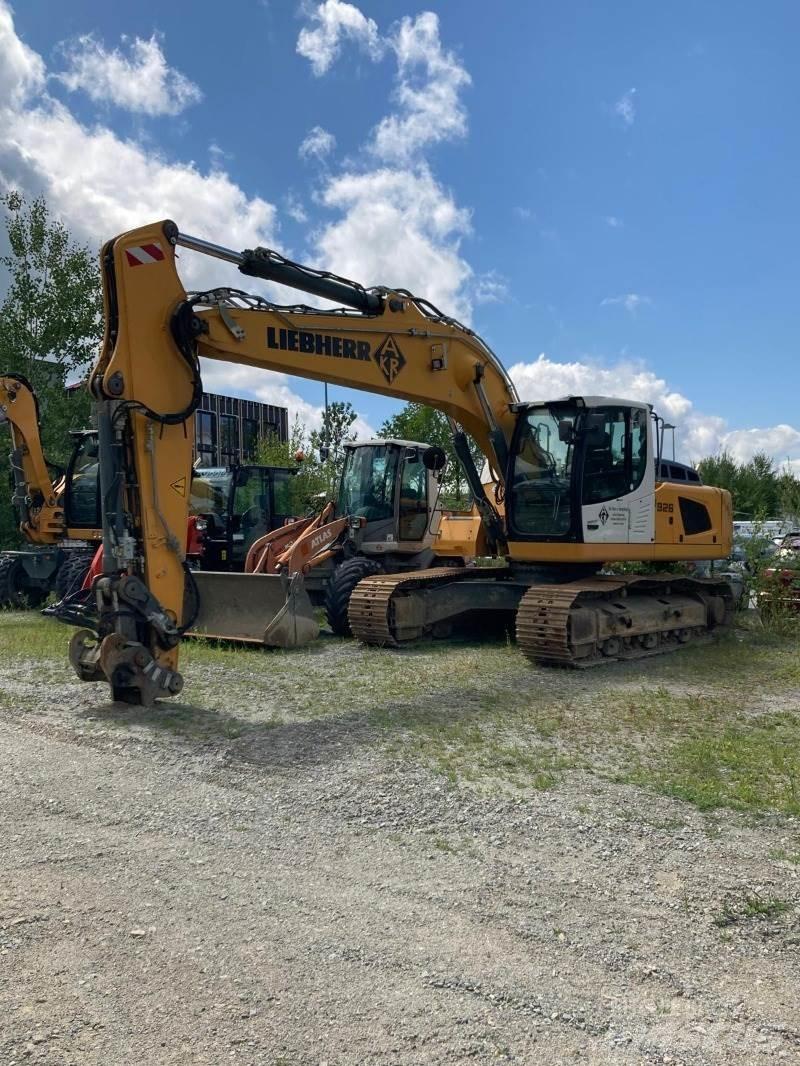 Liebherr R926 Roomikekskavaatorid