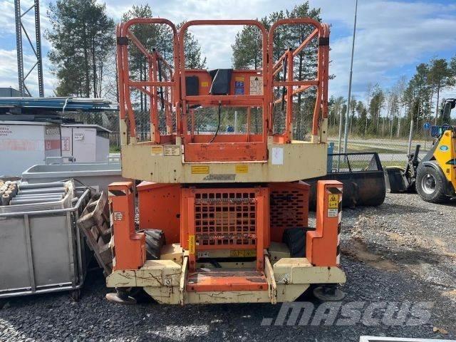 JLG 260mrt Käärtõstukid