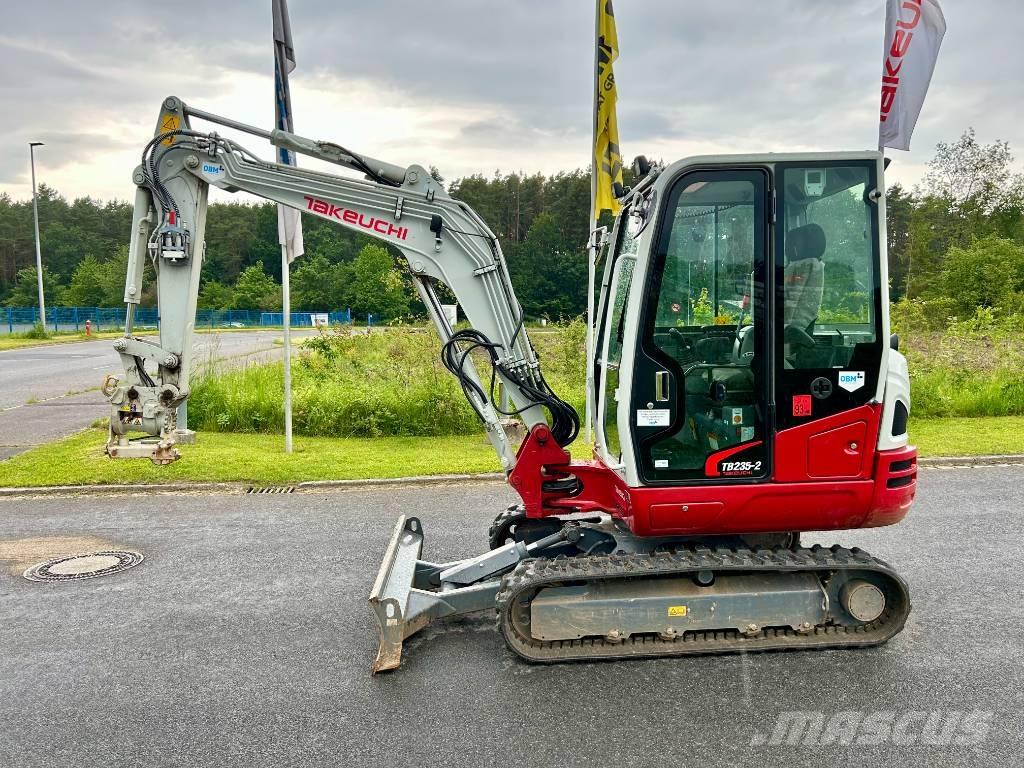 Takeuchi TB 235-2 V3 Miniekskavaatorid < 7 t