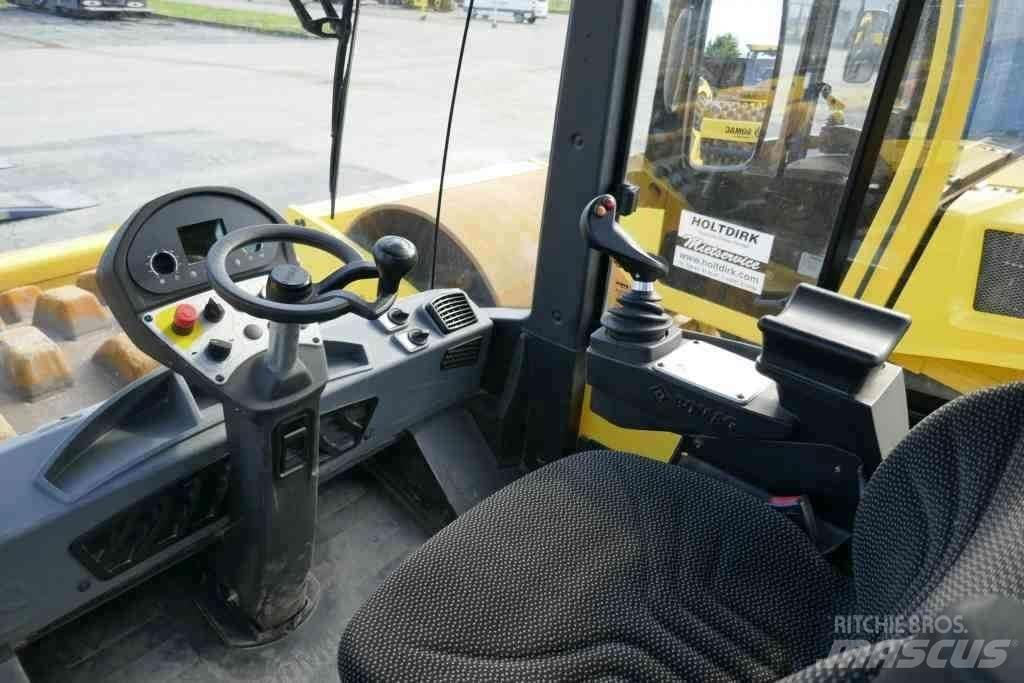 Bomag BW 219 PDH-5 Pinnasetihendajad