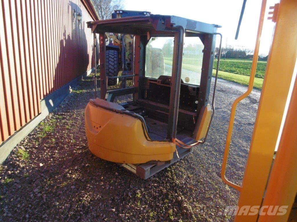  Hytt Volvo L60F Kabiinid