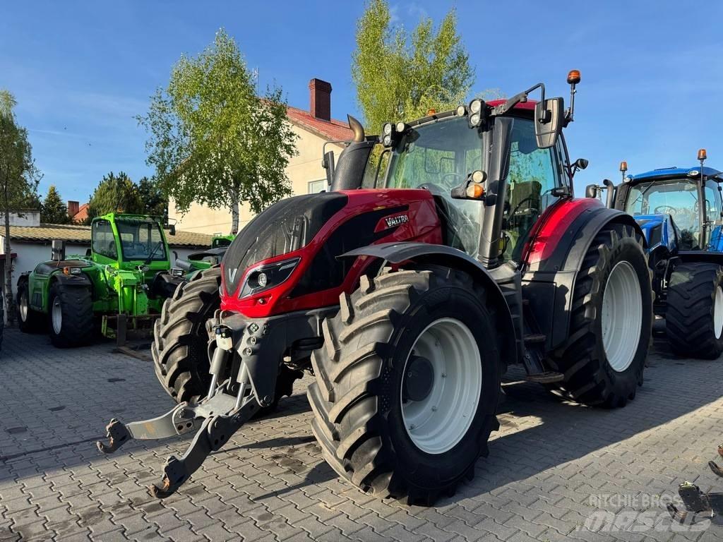 Valtra T234 VERSU Traktorid