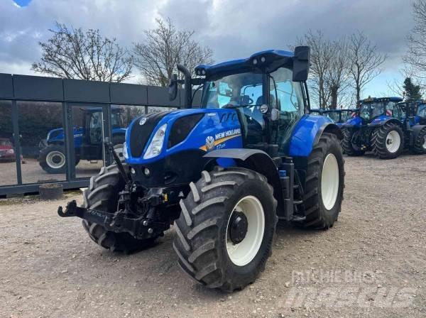 New Holland T7.225 Traktorid