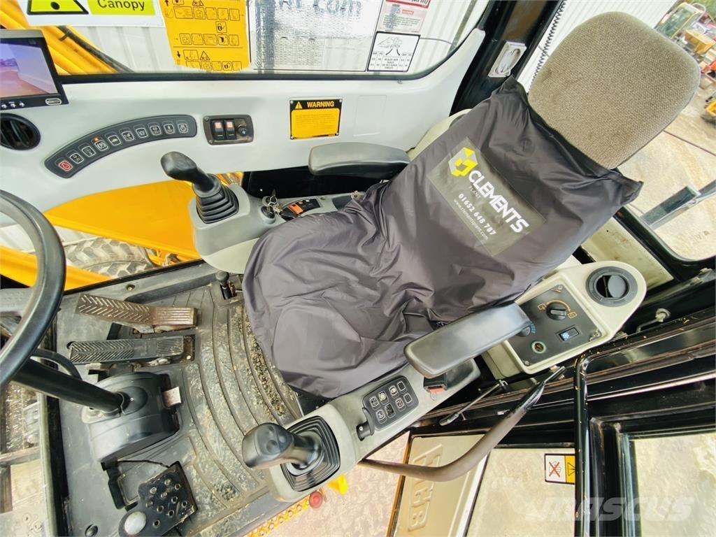 JCB JS160W Roomikekskavaatorid