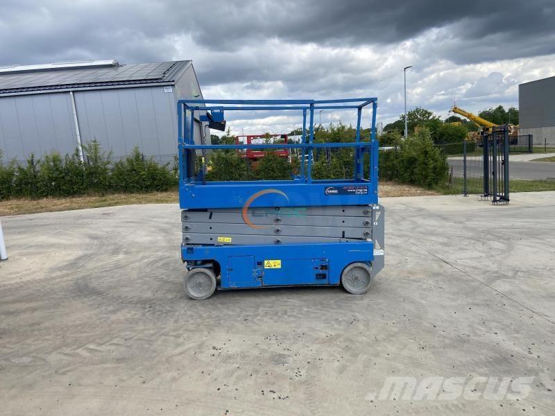 Genie GS-2632 Iseliikuvad poomtõstukid