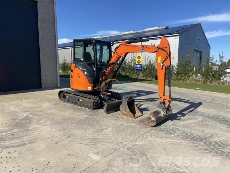 Hitachi ZX336 Ratasekskavaatorid