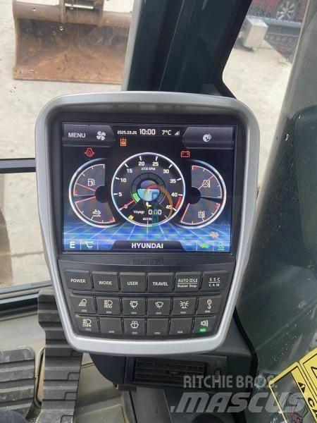Hyundai HX220 L Ratasekskavaatorid