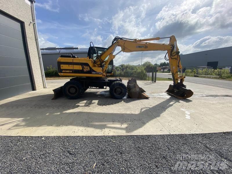 JCB JS145W Ratasekskavaatorid