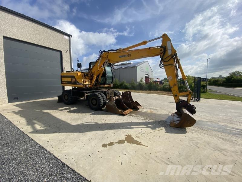 JCB JS145W Ratasekskavaatorid