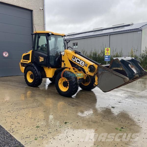JCB TM220 Rataslaadurid