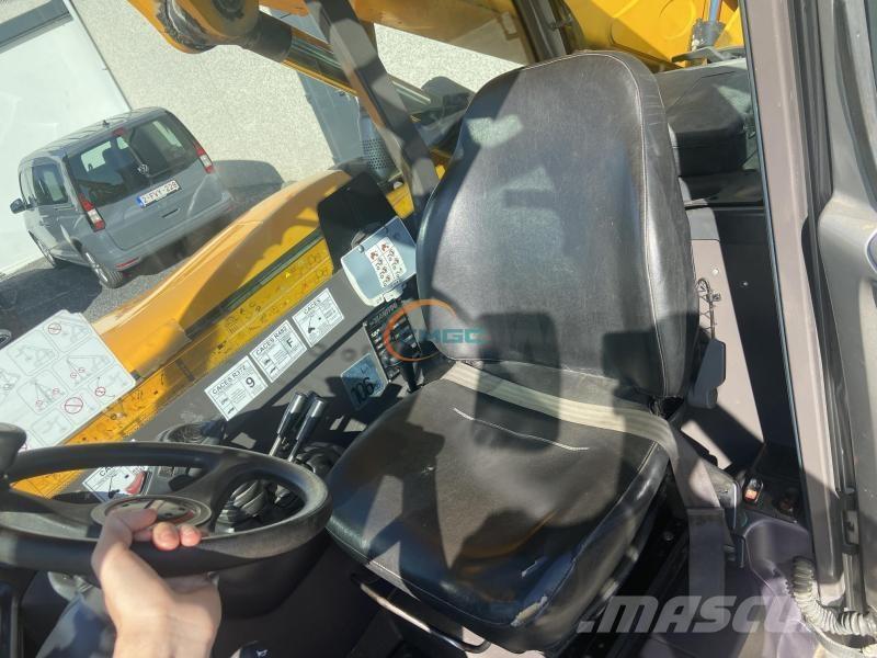 Manitou MT 1440 Teleskooplaadurid