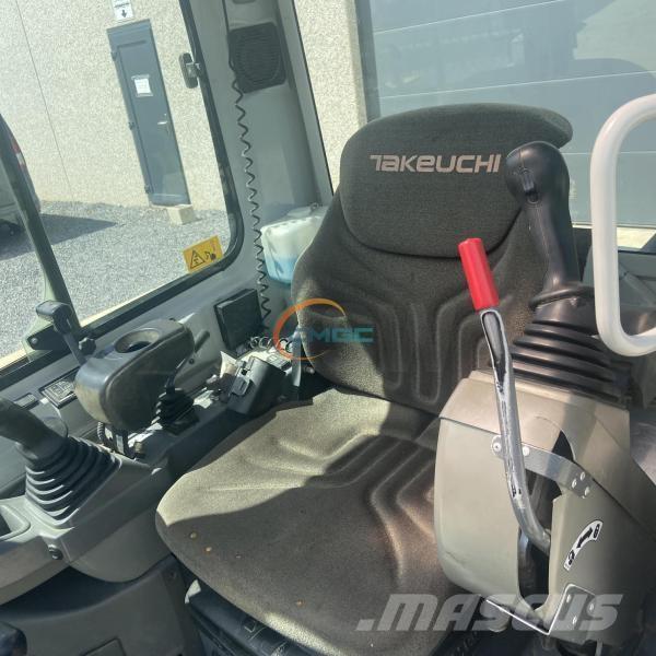 Takeuchi TB225 Ratasekskavaatorid