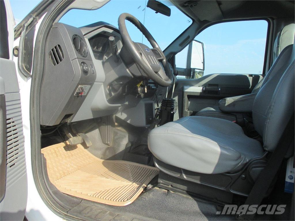 Ford F750 Konksliftveokid