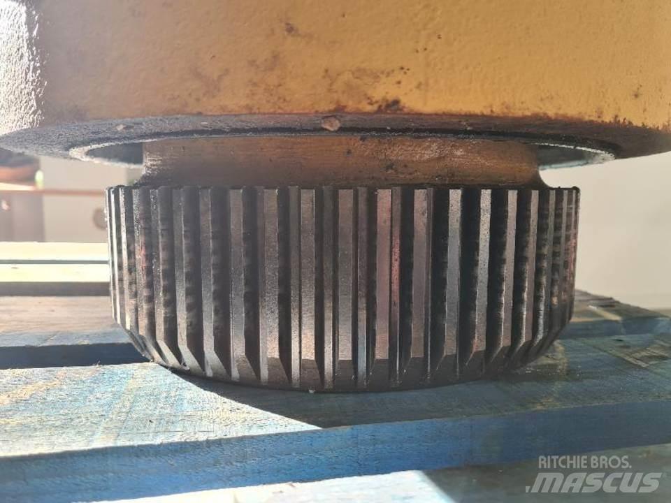 CAT 980F Ülekandemehhanism