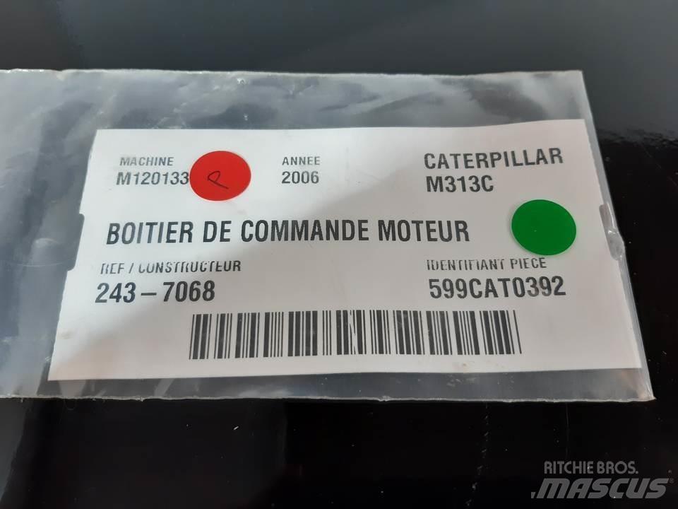 CAT M313C Kabiinid