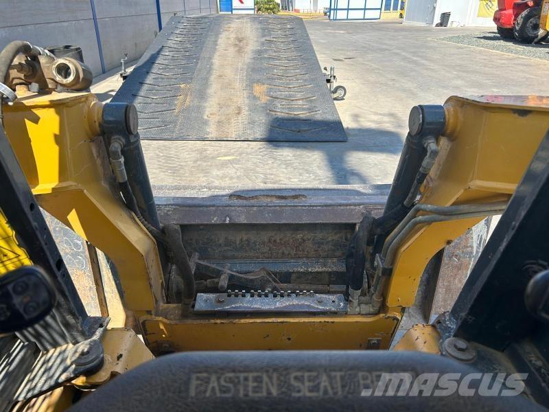 Gehl SR135 Väikelaadurid