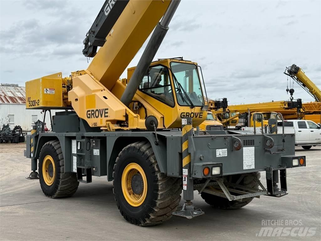 Grove RT530E-2 Raske maastiku tõstukid