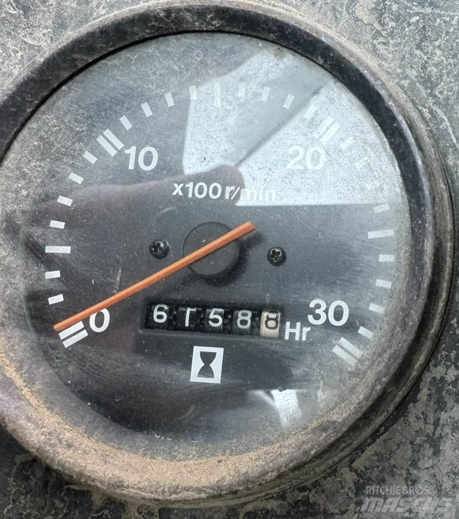 Sumitomo LS-118RH Roomikkraanad