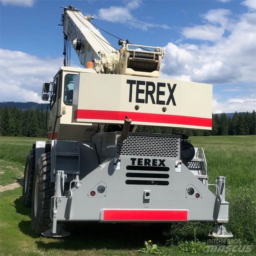 Terex RT 450 Raske maastiku tõstukid