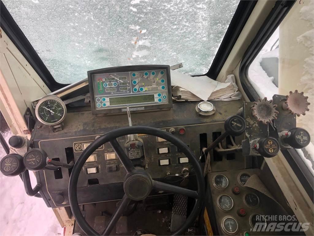 Terex RT 450 Raske maastiku tõstukid