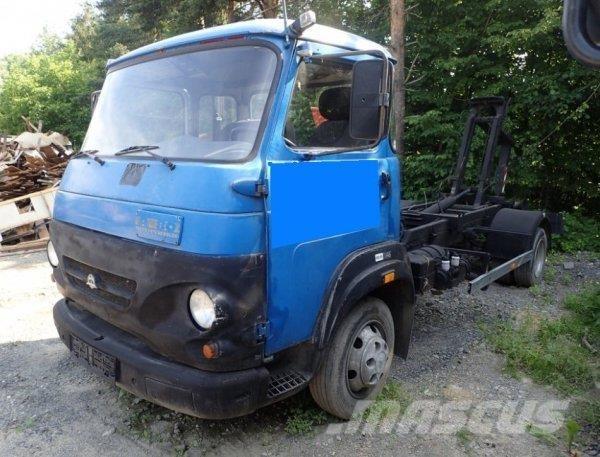 Avia A80 L Konksliftveokid
