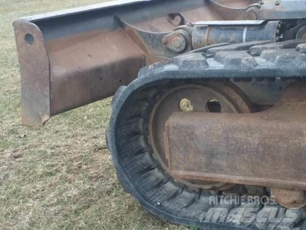 Bobcat 444 Roomikekskavaatorid