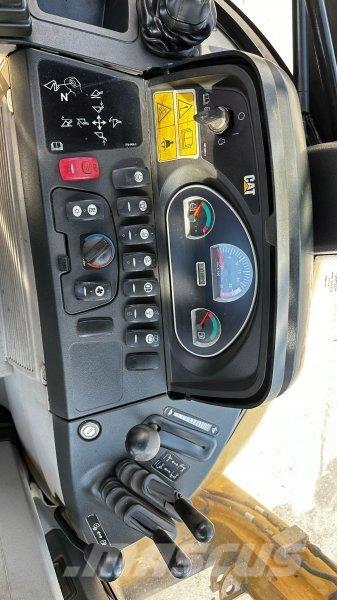 CAT 432 E Ekskavaatorlaadurid