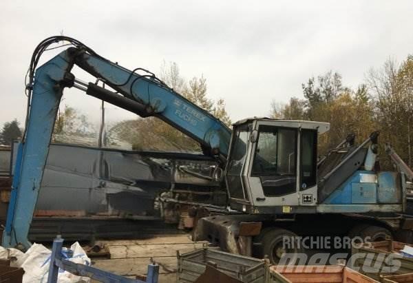 Fuchs MHL 320 Materjalikäitlusmasinad