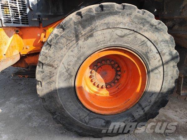 Hitachi ZW 220 Rataslaadurid