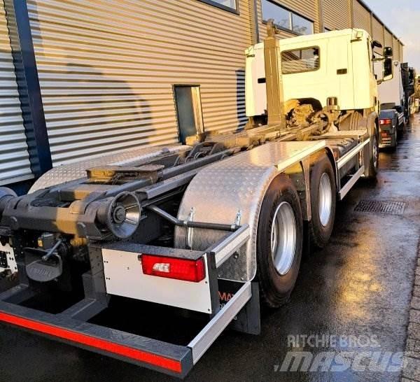 Scania P 360 Konksliftveokid