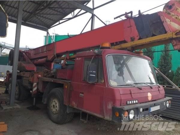 Tatra T815 +ČKD AD 28 Kraanaga veokid
