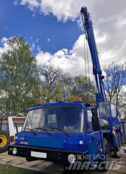 Tatra T815 +(ČKD) AD 28 Kraanaga veokid
