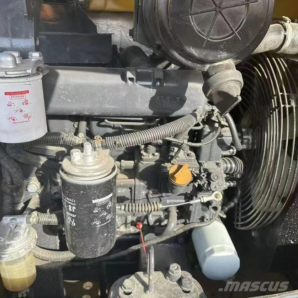 Komatsu PC 56-7 Roomikekskavaatorid