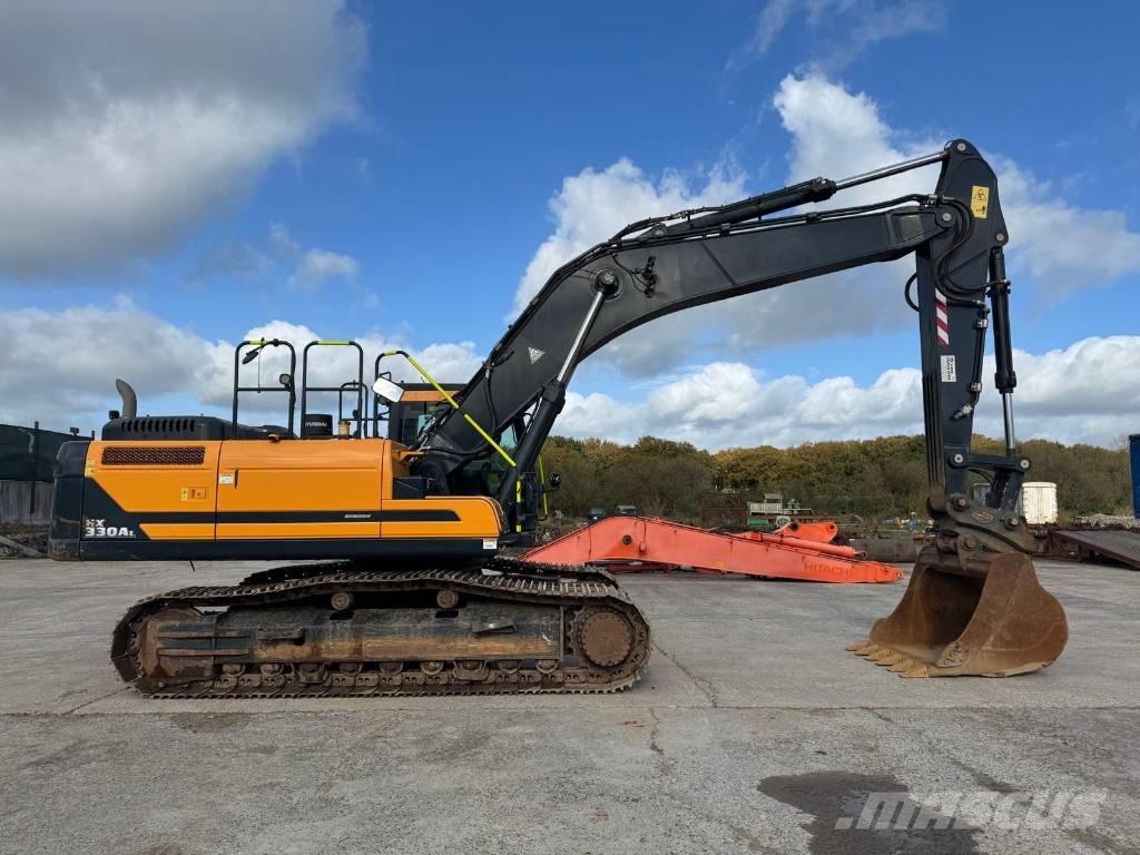 Hyundai HX 330 AL Roomikekskavaatorid