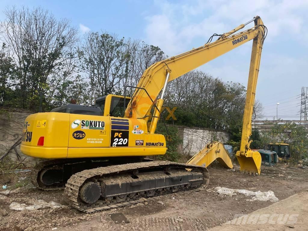 Komatsu PC 220-8L Roomikekskavaatorid